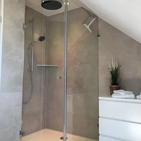 Neue Luxurioese In Ruhiger Lage Apartment *