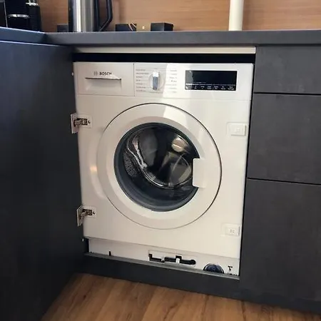 Neue Luxurioese In Ruhiger Lage